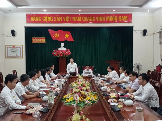 Ban Thường vụ Thị uỷ gặp mặt và làm việc với đồng chí Võ Kim Cự, Nguyên Chủ tịch liên minh hợp tác xã Việt Nam.